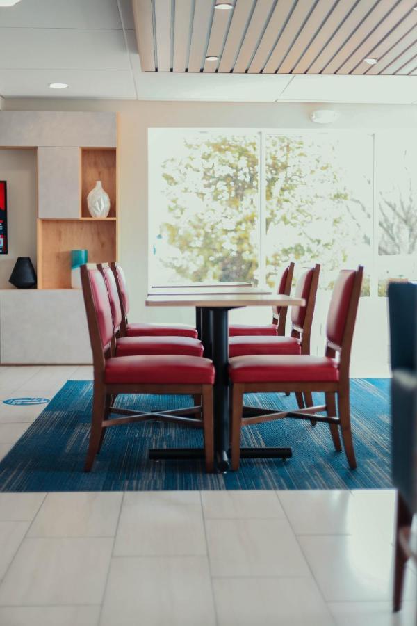 Holiday Inn Express - Allentown North By Ihg Εξωτερικό φωτογραφία