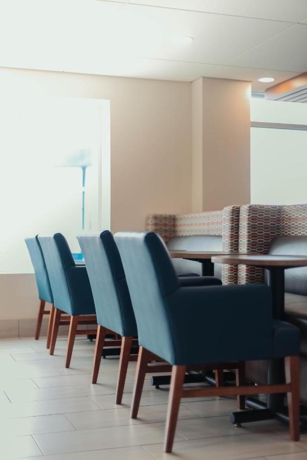 Holiday Inn Express - Allentown North By Ihg Εξωτερικό φωτογραφία